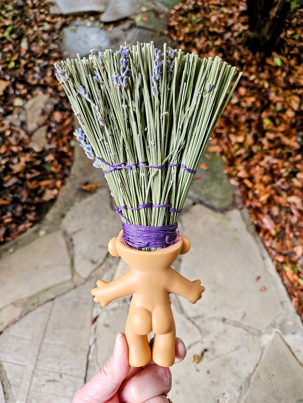 Broomstick Troll Lavender Bristles & Buds 10"