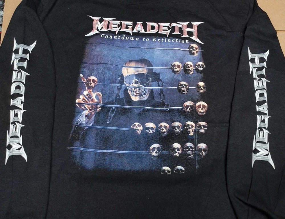 Megadeth countdown to extinction LONG SLEEVE