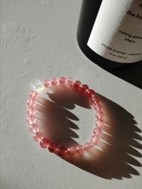 Image 2 of strawberry quartz bracelet with bunny 草莓晶兔兔手链