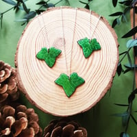 Ivy Leaf Pendant