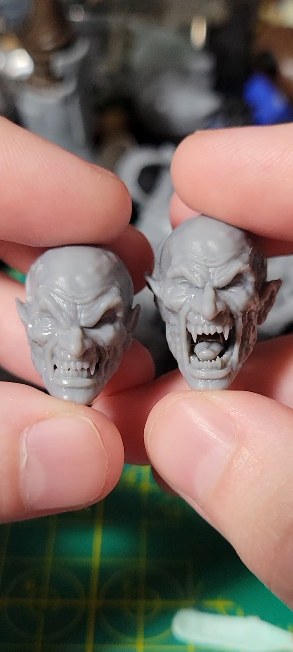 Vampire heads! 🧛‍♂️ 