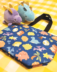 Image 1 of Dinosaur Insulated Lunch Bag