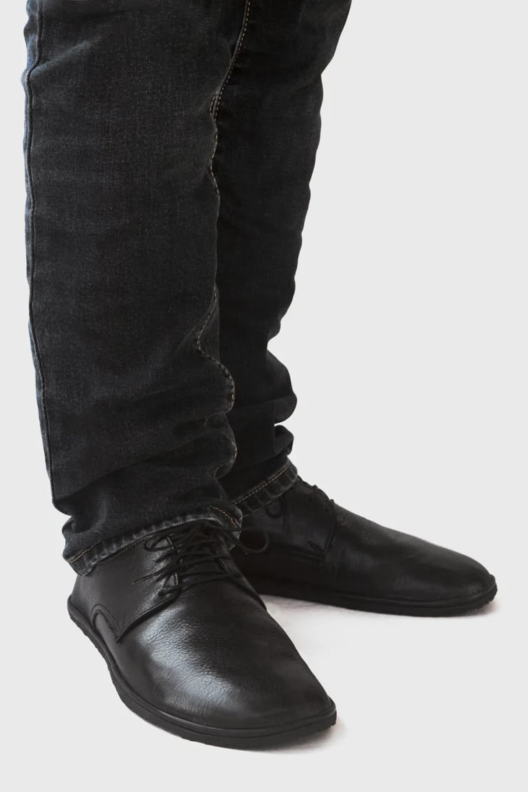 Image of Plain Toe Derby in Veg-tanned Lustrous Black