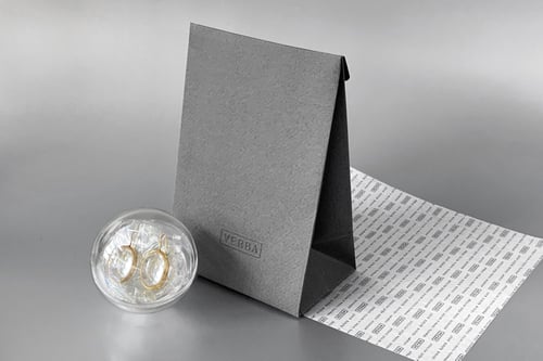 Image of "Rays of sun are striking.." gold plated silver earrings with rock crystals · RADII SE INTER.. ·