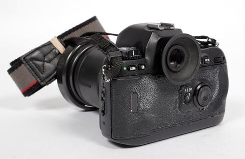 Image of Nikon F100 35mm SLR Film Camera with Tamron 28-200mm super zoom lens #8559