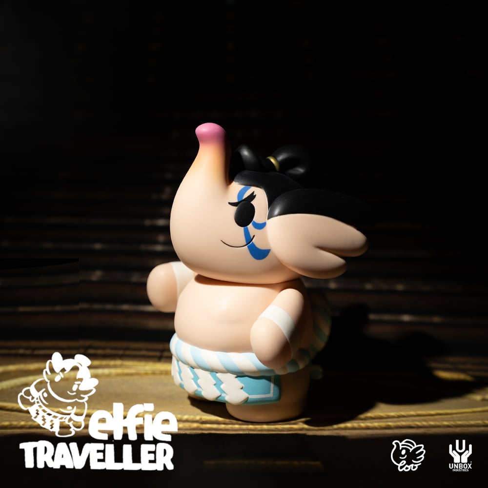 Image of TRAVELLER ELFIE 'SUMO' EDITION