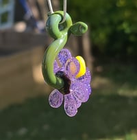 Image 2 of Flower pendant with stem
