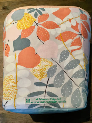 Image of 'Dotty leaves' box bag