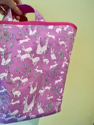 Image of Purple 'Spring hares' box bag