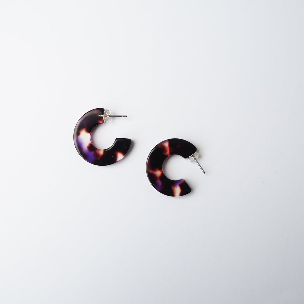 Image of *NEW* Camille Mini Hoop Earrings