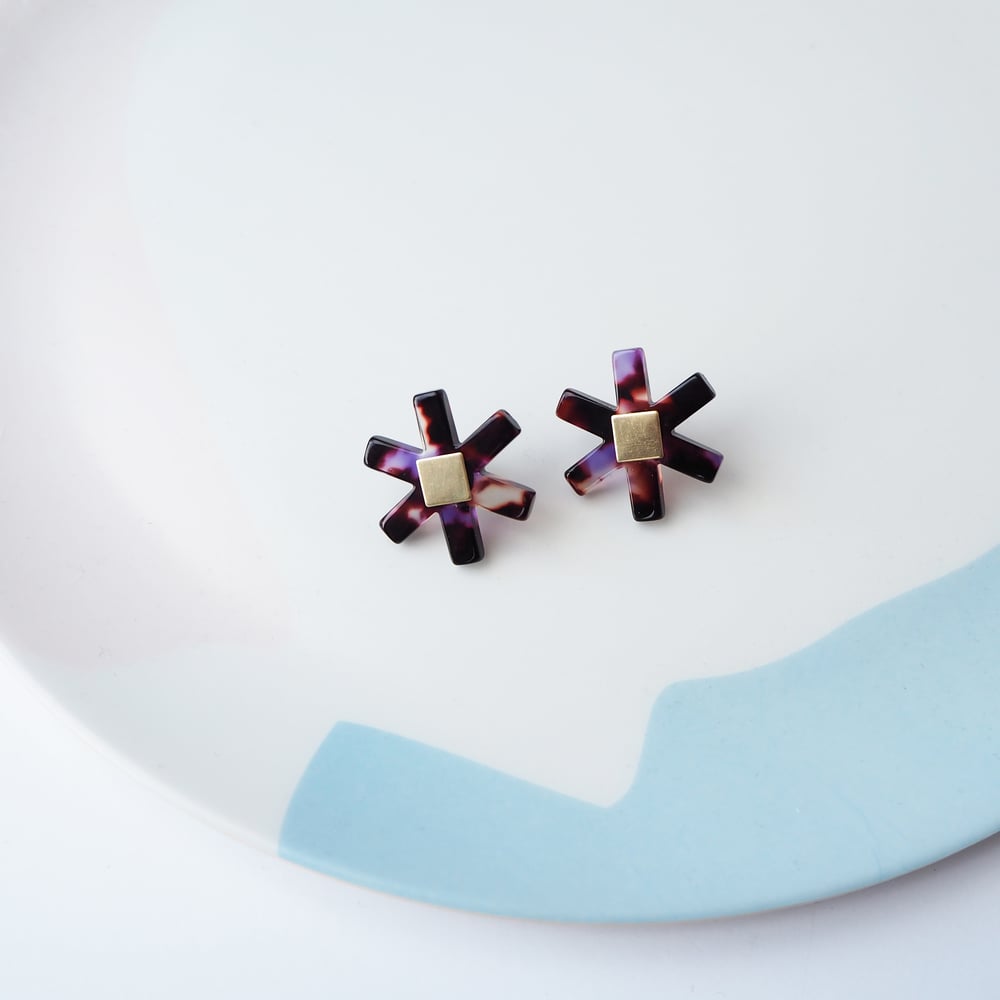 Image of Camille Floral Stud Earrings