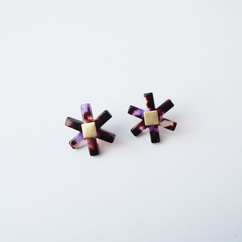 Image of Camille Floral Stud Earrings