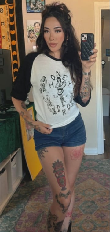 Image of honeydro Baseball Tee