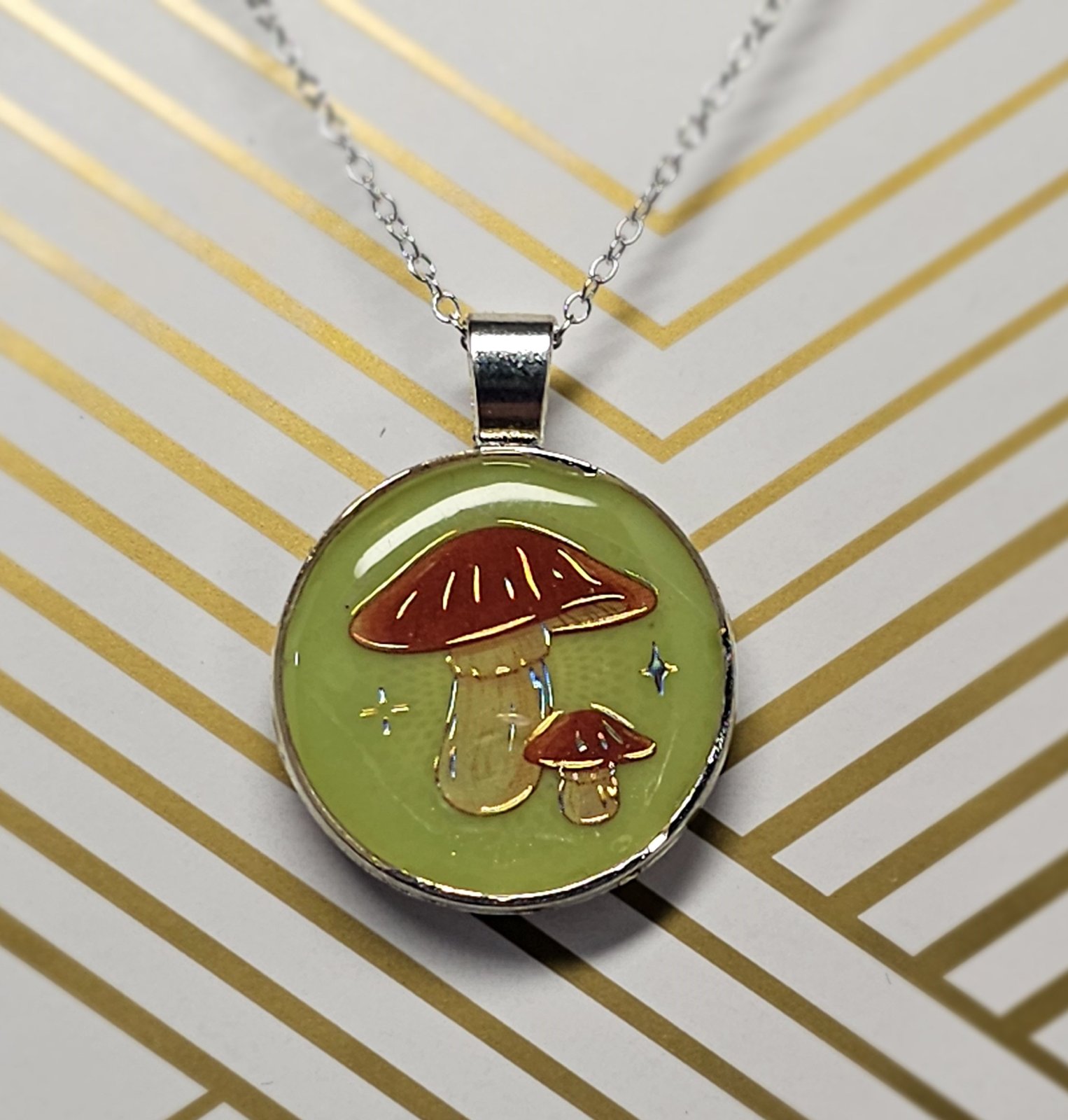 Mushroom resin online necklace