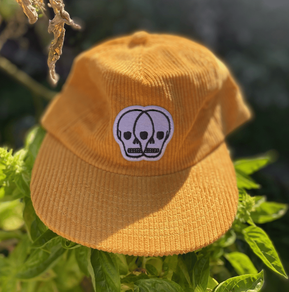 Dead yellow cap