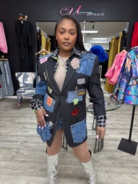 Sassy Houndstooth Blazer