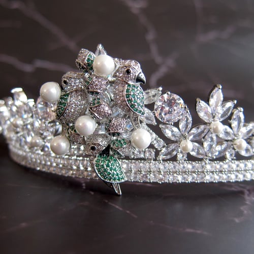 Image of Birds of a Feather tiara