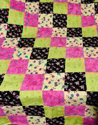 Image 2 of Baby quilt