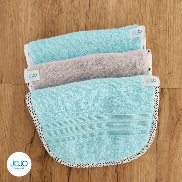 Image of Meal Bibs - Baby Blue