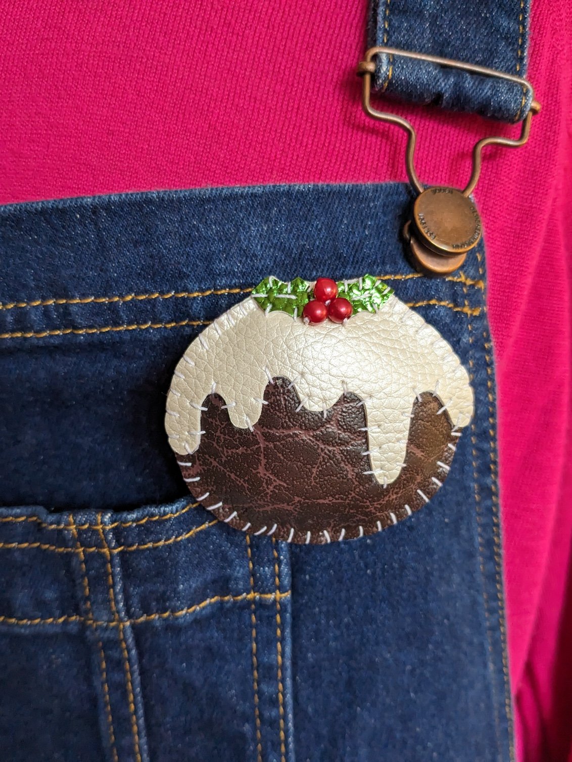 Image of Figgy Pudding Christmas Brooch