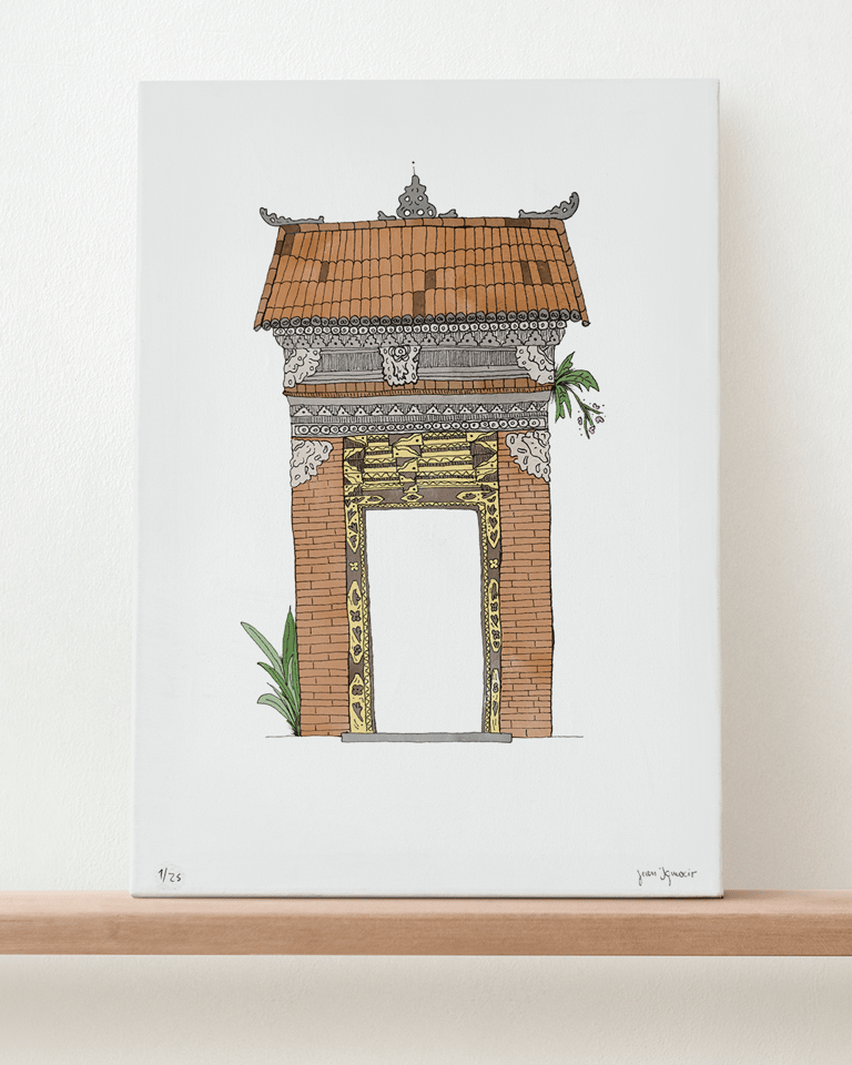 Puerta de Bali con tejas 