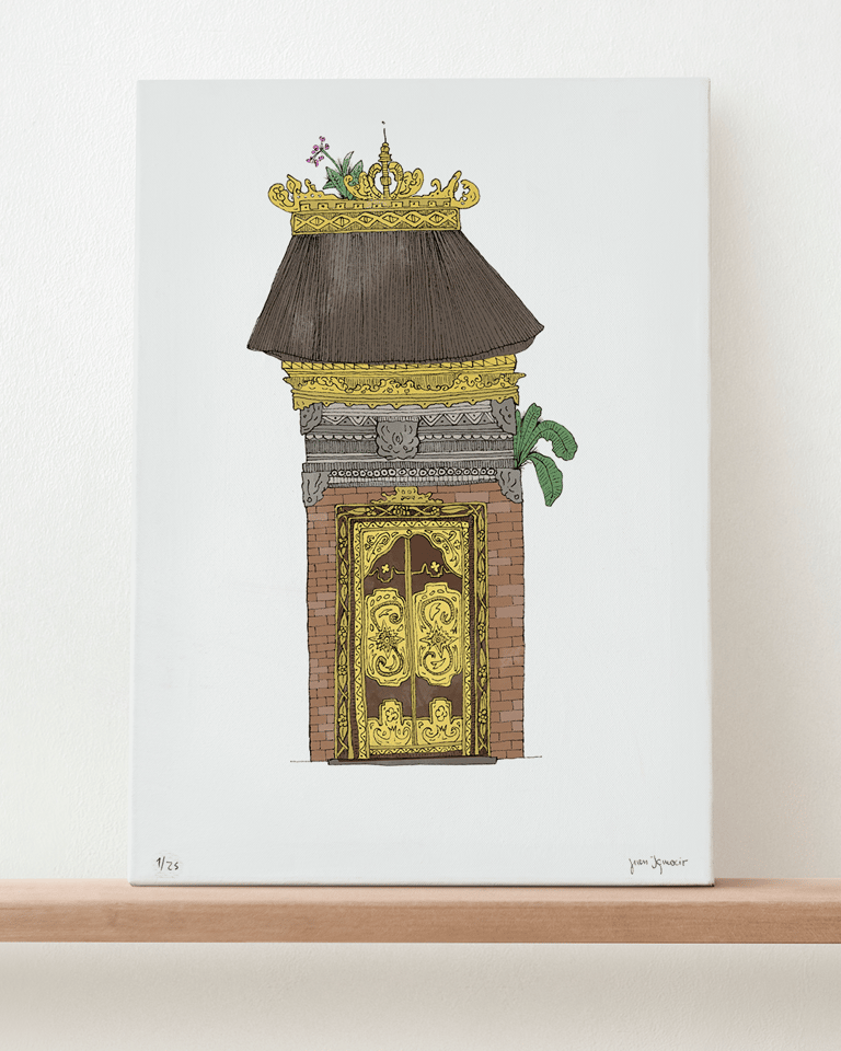 Puerta de bali con paja