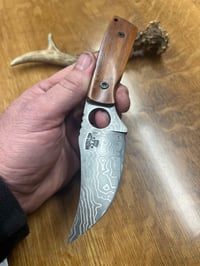 Image 2 of Twisted Damascus Skinner 