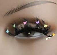 Image 4 of Butterfly Lashes