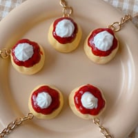 Image 3 of Flower Pudding
