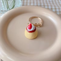 Image 2 of Strawberry Cream Pudding