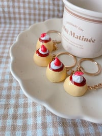 Image 3 of Strawberry Cream Pudding