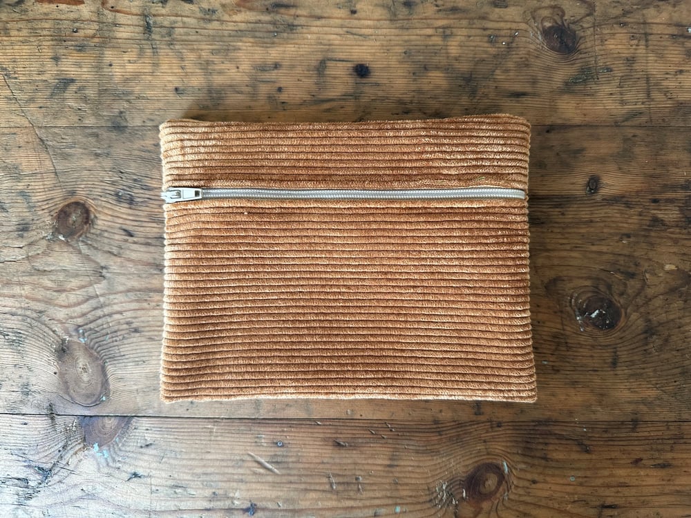 Image of Pochette  moyen - format Valeska