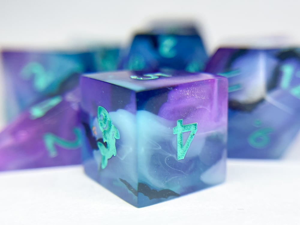 Echolocation | 8 Piece Halloween Set