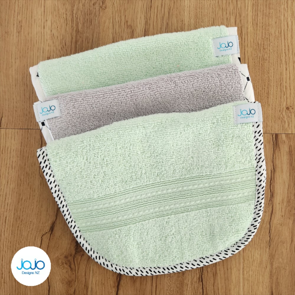 Image of Meal Bibs - Peppermint