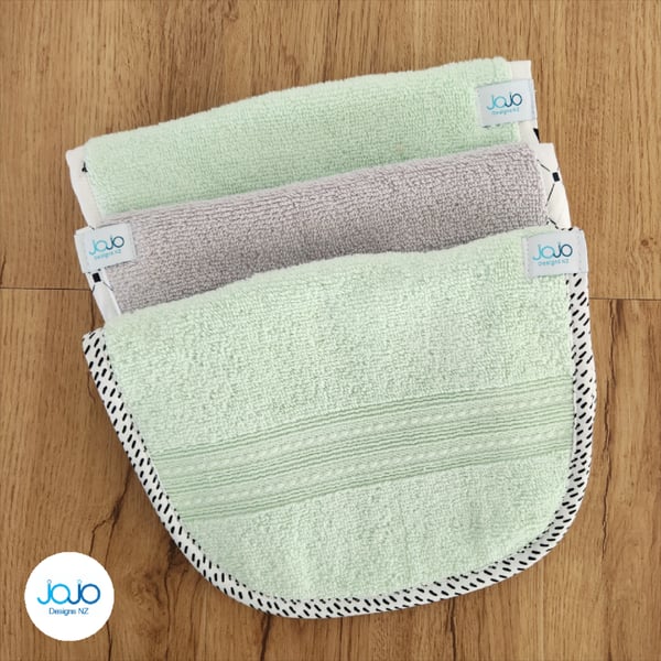 Image of Meal Bibs - Peppermint