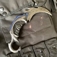 Image 4 of Reaver Karambit - Valorant