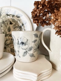 Image 2 of Oat Botanic Latte Mug