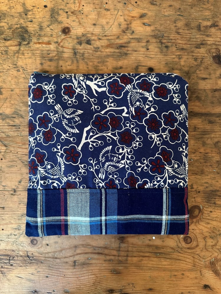 Image of Pochette carrée Vanina