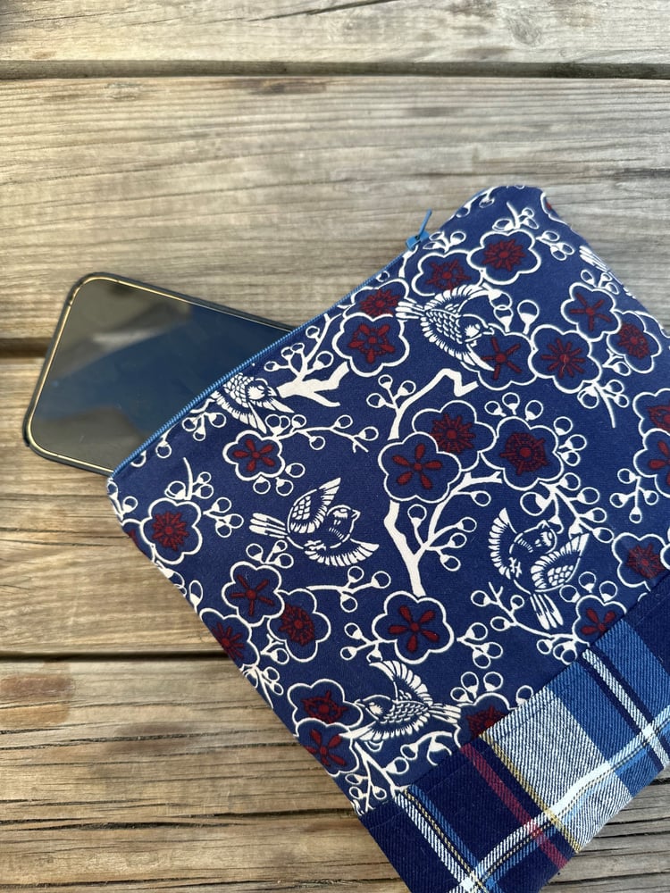 Image of Pochette carrée Vanina