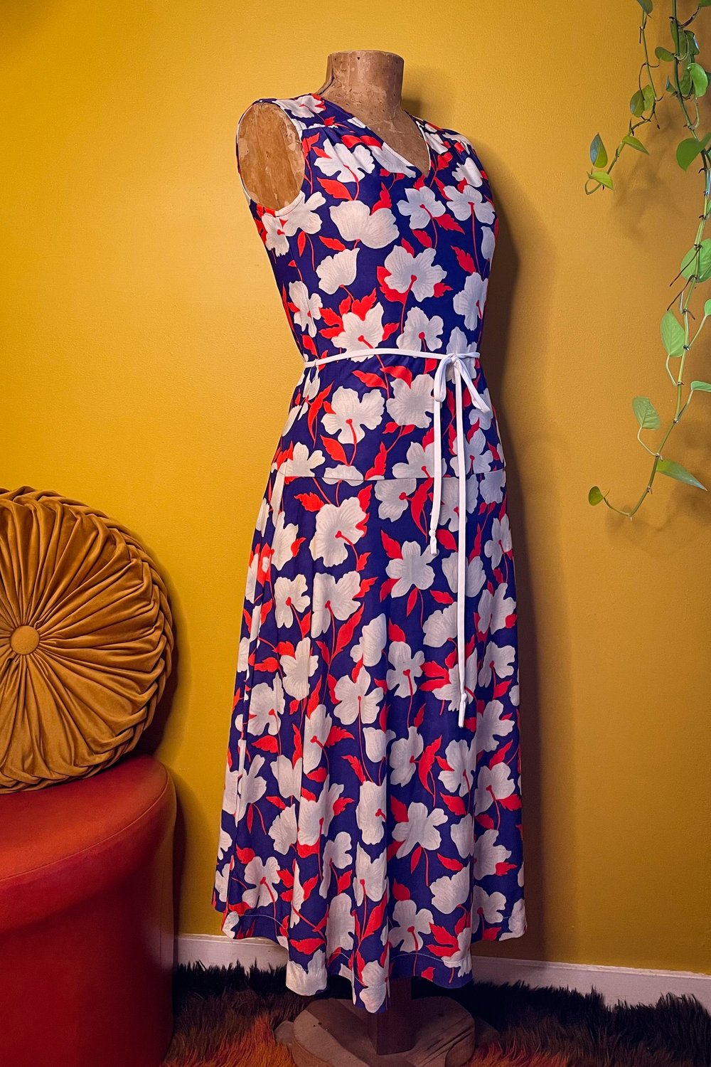 Vintage Midi dress (red and blue floral)  XS-M