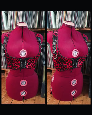 Image of Red leopard vest with rings