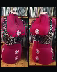 Image 1 of Leopardvest with rings