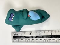 Image 4 of Bird on a thing