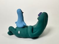 Image 3 of Bird on a thing