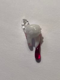 blooody toof