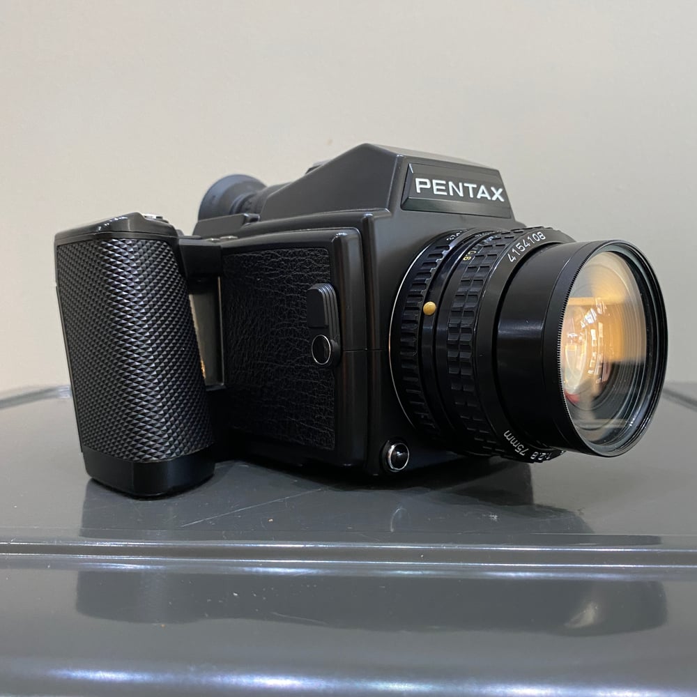 Image of Pentax 645 w/75mm (3003116)