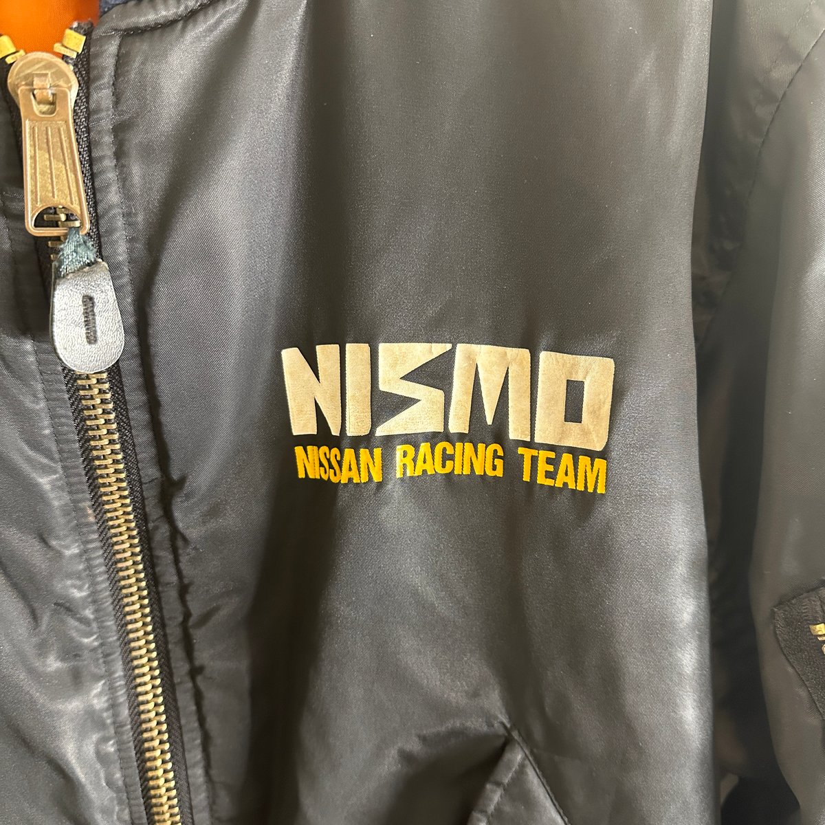稀少 NISMO RACING TEAM ナイロンブルゾン イエロー Lサイズ 稀少 NISMO RACING TEAM ナイロンブルゾン イエロー Lサイズ