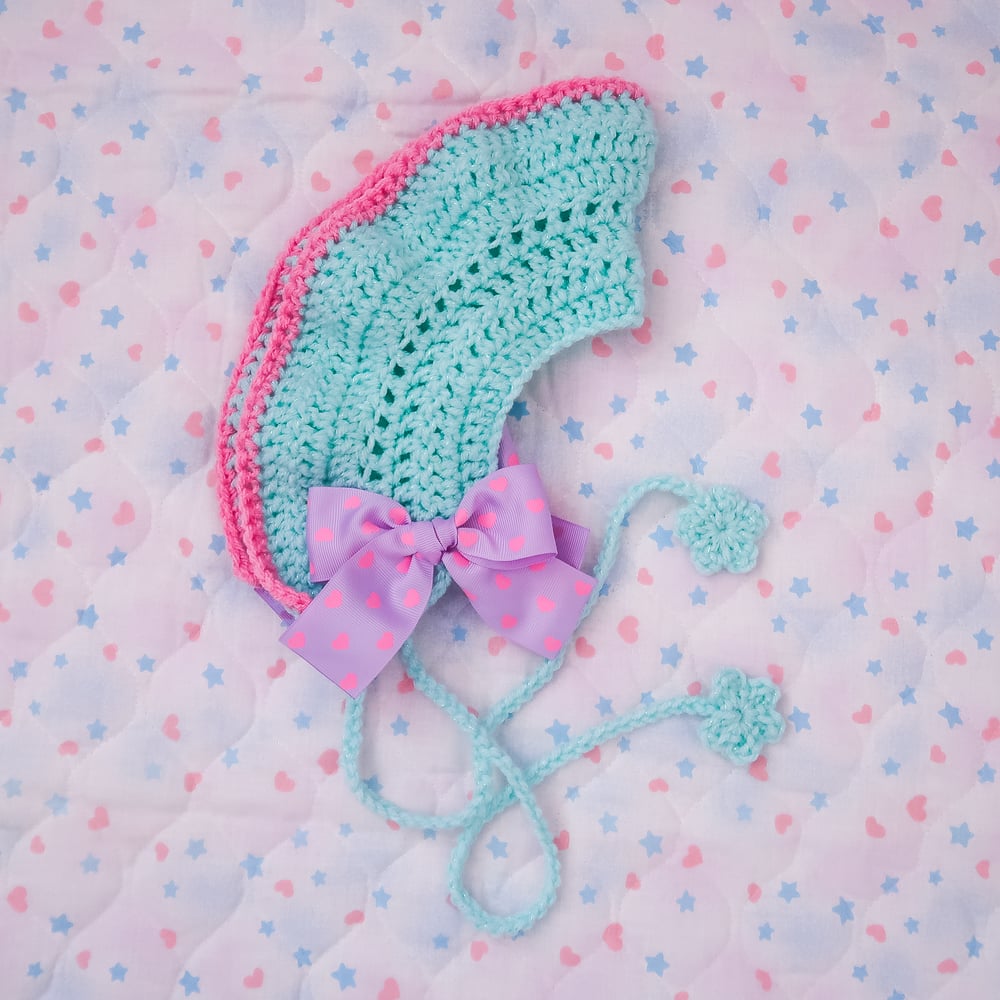 Crochet Ruffle Headdress: 01