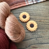Image 2 of Protège-pointes pour aiguilles à tricoter : fleur orange