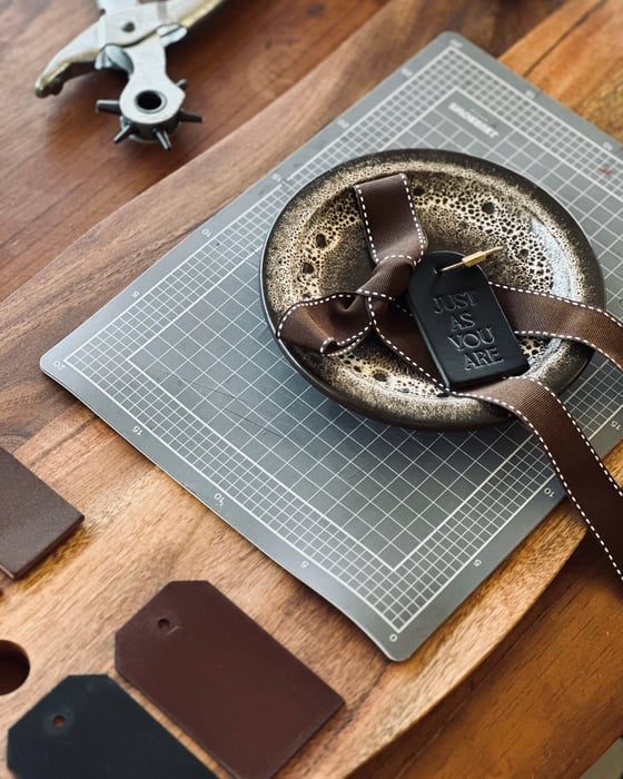 Image of Memory Maker Leather Workshop